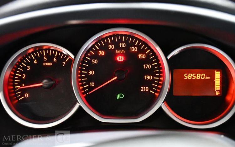 DACIA SANDERO 0,9 TCE 90CH STEPWAY NOIR EQ-051-LB