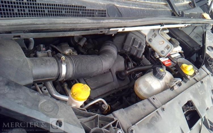 RENAULT TRAFIC L1H1 1,6 DCI95 GD CFT BLANC EQ-199-BV