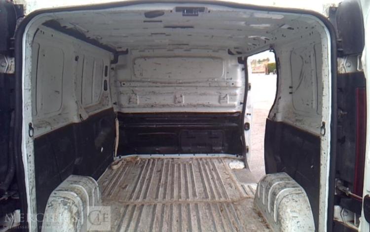 RENAULT TRAFIC L1H1 1,6 DCI95 GD CFT BLANC EQ-517-WD