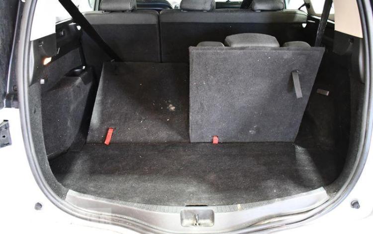 RENAULT SCENIC GRIS ER-133-DM