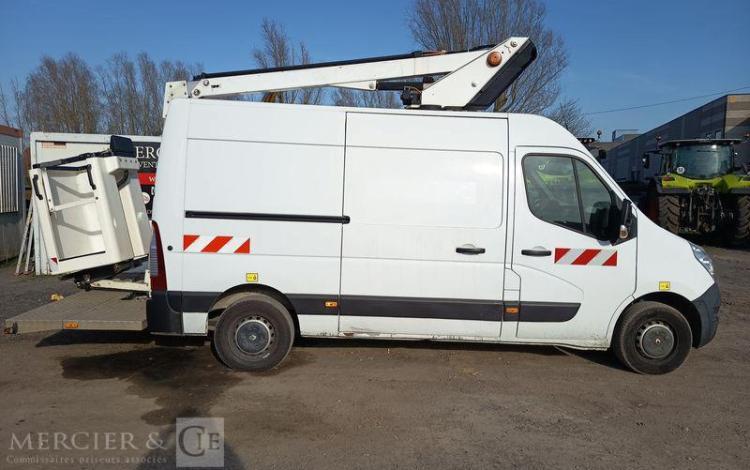 RENAULT MASTER AVEC NACELLE VERSALIFT ETL32-125 12A14M  ET-155-RJ