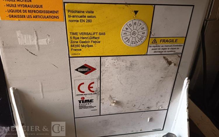 RENAULT MASTER AVEC NACELLE VERSALIFT ETL32-125 12A14M  ET-155-RJ