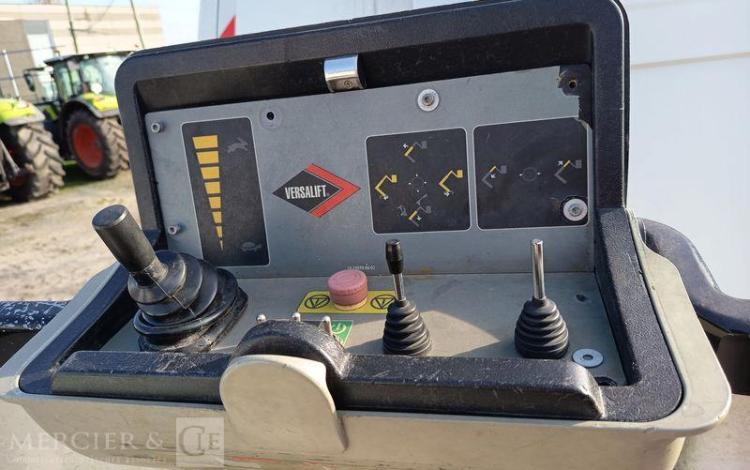 RENAULT MASTER AVEC NACELLE VERSALIFT ETL32-125 12A14M  ET-155-RJ