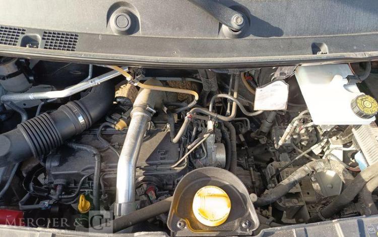 RENAULT MASTER AVEC NACELLE VERSALIFT ETL32-125 12A14M  ET-155-RJ