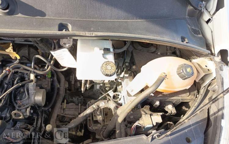 RENAULT MASTER AVEC NACELLE VERSALIFT ETL32-125 12A14M  ET-155-RJ