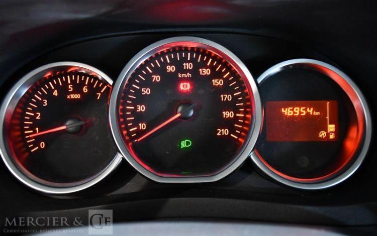 DACIA LODGY STEPWAY 1.2 TCE 115 GRIS ET-862-ZF