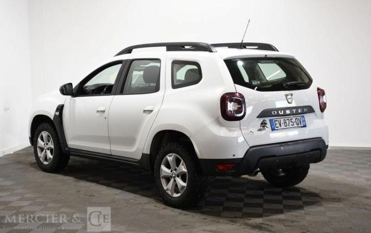 DACIA DUSTER 1.5 DCI 110ch CONFORT 4X4 BLANC EV-875-QV