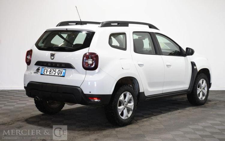 DACIA DUSTER 1.5 DCI 110ch CONFORT 4X4 BLANC EV-875-QV