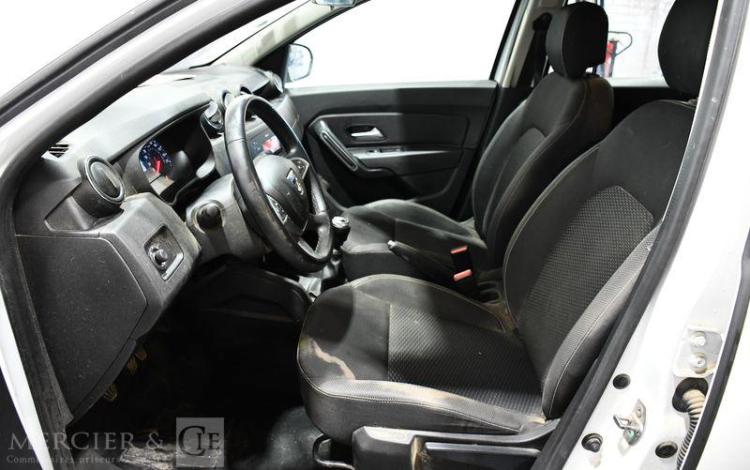DACIA DUSTER 1.5 DCI 110ch CONFORT 4X4 BLANC EV-875-QV