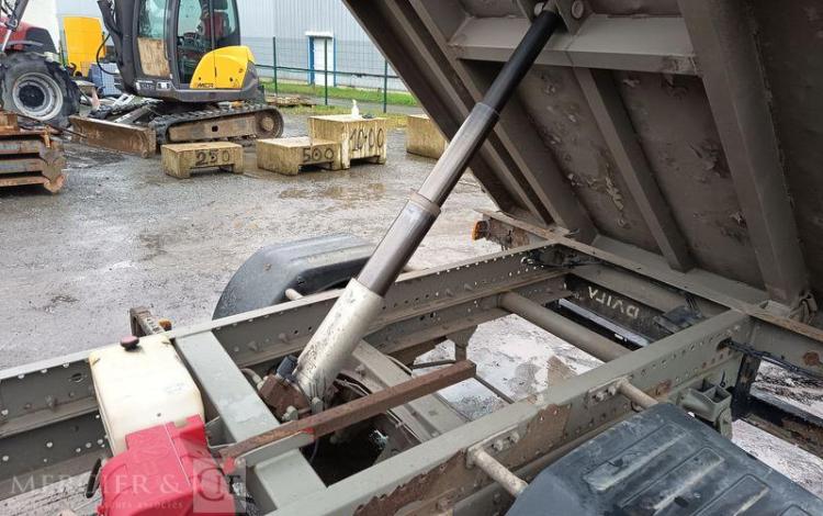 IVECO DAILY 35C12 BENNE AVEC COFFRE ACIER DIESEL – 162888 KMS – ANNEE 2018 ROUGE EW-901-XS