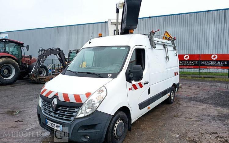 RENAULT MASTER 2,3 DCI 16V 130CV AVEC NACELLE KLUBB K32 – 10 M BLANC EX-302-BV