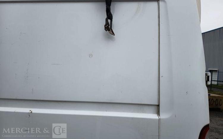 RENAULT MASTER 2,3 DCI 16V 130CV AVEC NACELLE KLUBB K32 – 10 M BLANC EX-302-BV