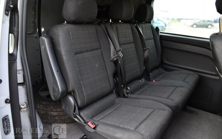 MERCEDES VITO DBLE CAB 119 CDI 4X4 BVA GRIS EY-017-KD