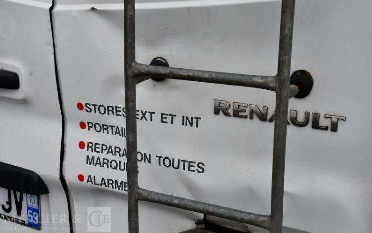 RENAULT TRAFIC FG L1H1 1T, 1.6 DCI 95CH GENERIQUE BLANC EY-787-JV