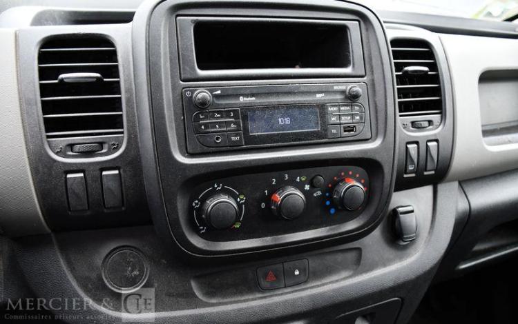 RENAULT TRAFIC FG L1H1 1T, 1.6 DCI 95CH GENERIQUE BLANC EY-787-JV