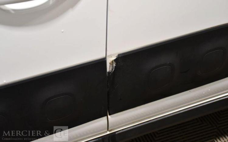 CITROEN C3 1,2 PURETECH 80 GRAPHIC BLANC EZ-172-TP