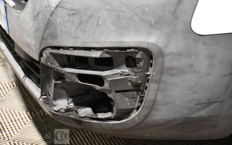 CITROEN BERLINGO TAILLE M CLUB BLUEHDI 100CH ETG6
 BLANC EZ-255-HH