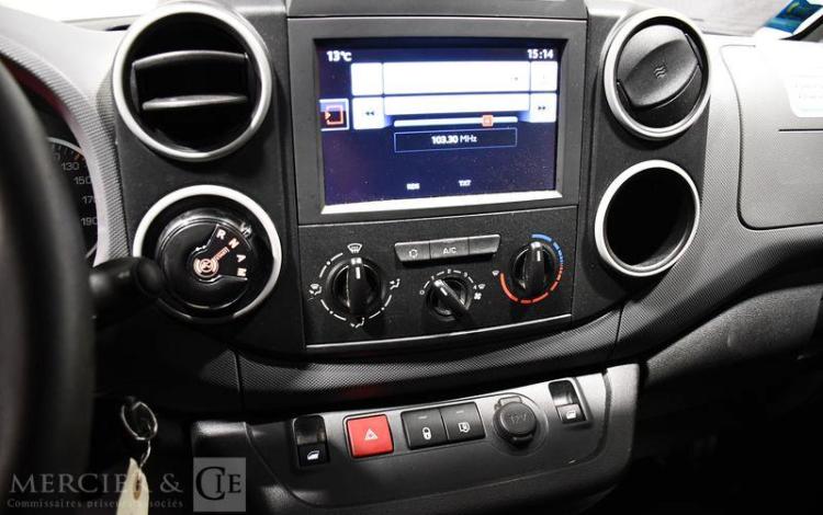 CITROEN BERLINGO TAILLE M CLUB BLUEHDI 100CH ETG6
 BLANC EZ-255-HH