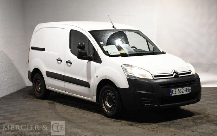 CITROEN BERLINGO TAILLE M CLUB BLUEHDI 100CH ETG6
 BLANC EZ-532-HH