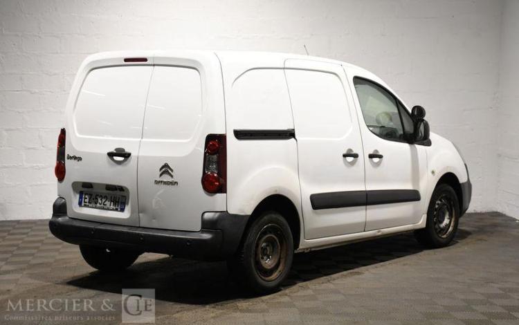 CITROEN BERLINGO TAILLE M CLUB BLUEHDI 100CH ETG6
 BLANC EZ-532-HH