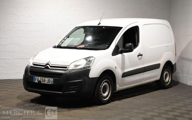CITROEN BERLINGO TAILLE M CLUB BLUEHDI 100CH ETG6
 BLANC FA-159-JQ