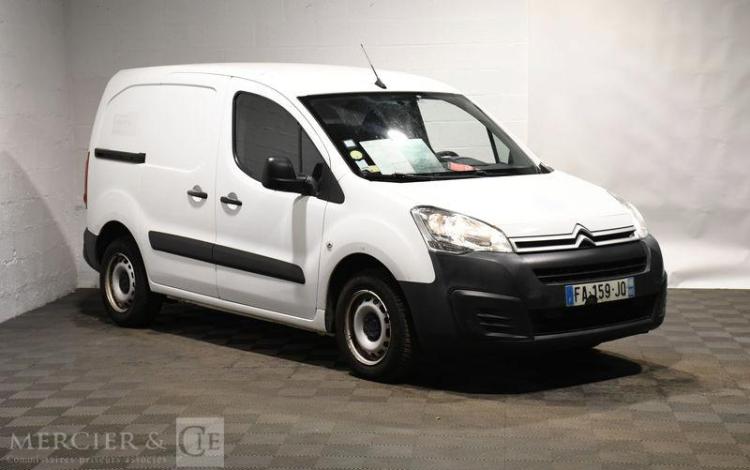 CITROEN BERLINGO TAILLE M CLUB BLUEHDI 100CH ETG6
 BLANC FA-159-JQ