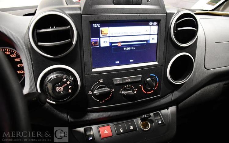 CITROEN BERLINGO TAILLE M CLUB BLUEHDI 100CH ETG6
 BLANC FA-159-JQ