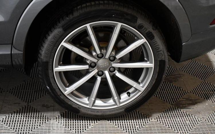 AUDI Q3 2,0 TDI 150 S-LINE S-TRONIC BVA GRIS FA-380-MQ