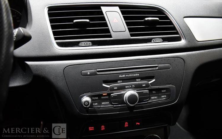 AUDI Q3 2,0 TDI 150 S-LINE S-TRONIC BVA GRIS FA-380-MQ