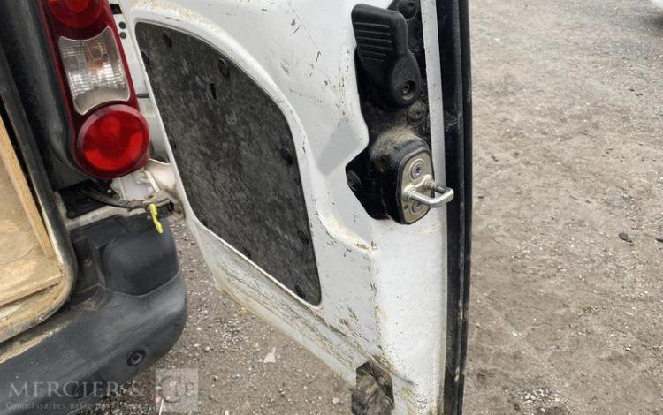 PEUGEOT PARTNER FOURGON 1.6 BLUEHDI 100 L1 M PREMIUM PACK BLANC FB-073-HS