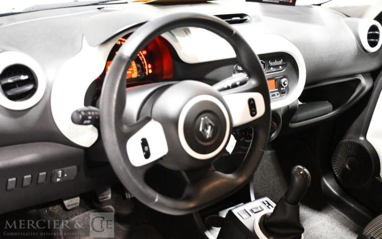 RENAULT TWINGO LIFE SCE 70  FC-613-TL
