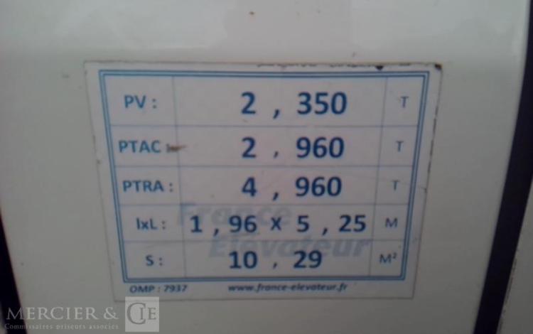 RENAULT TRAFIC NACELLE SUR VL 9M 896H  L1H1 1200 120CH GD CONFORT BLANC FD-062-PZ