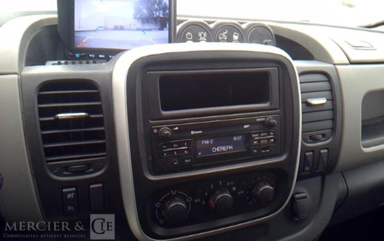 RENAULT TRAFIC NACELLE SUR VL 9M 896H  L1H1 1200 120CH GD CONFORT BLANC FD-062-PZ