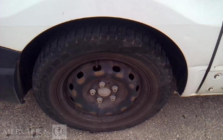 RENAULT TRAFIC NACELLE SUR VL 9M 896H  L1H1 1200 120CH GD CONFORT BLANC FD-062-PZ