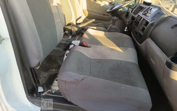 NISSAN NT400 CABSTAR 3,0 TD 16V 130ch AVEC BENNE – DIESEL – 71136 KMS – ANNEE 2019 BLANC FD-097-GH