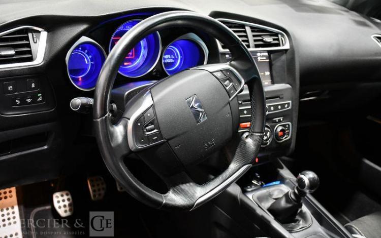 DS DS4 1.2 PURETECH 130CH CONNECTED CHIC S&S GRIS FD-107-QJ