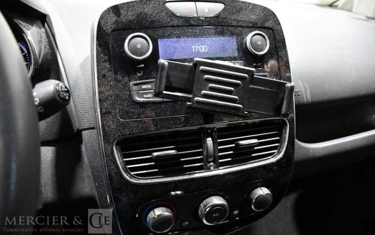 RENAULT CLIO IV SOCIETE 1.5 DCI 75ch AIR NOIR FD-586-TT
