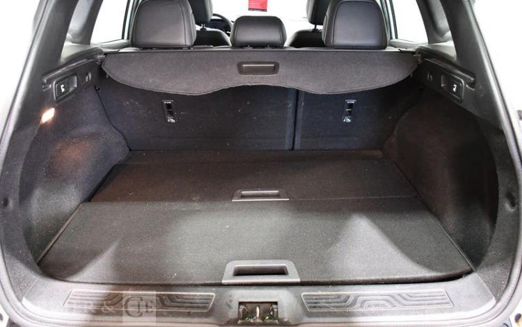 RENAULT KADJAR 1,2 TCE 130 ENERGY INTENS EDC BLANC FD-884-HT