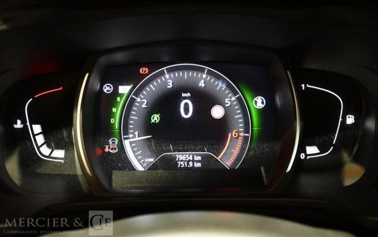 RENAULT KADJAR 1,2 TCE 130 ENERGY INTENS EDC BLANC FD-884-HT