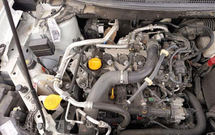 RENAULT KADJAR 1,2 TCE 130 ENERGY INTENS EDC BLANC FD-884-HT