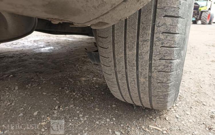 RENAULT KADJAR 1,2 TCE 130 ENERGY INTENS EDC BLANC FD-884-HT