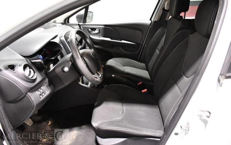 RENAULT CLIO BLANC FE-486-KJ