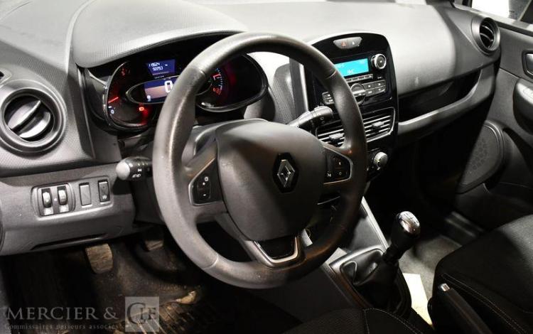 RENAULT CLIO BLANC FE-486-KJ