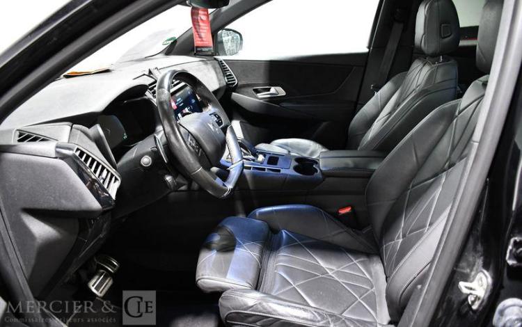 DS DS7 CROSSBACK 1.5 BLUEHDI 130 PERFORMANCE LINE PLUS BVA NOIR FE-591-SK