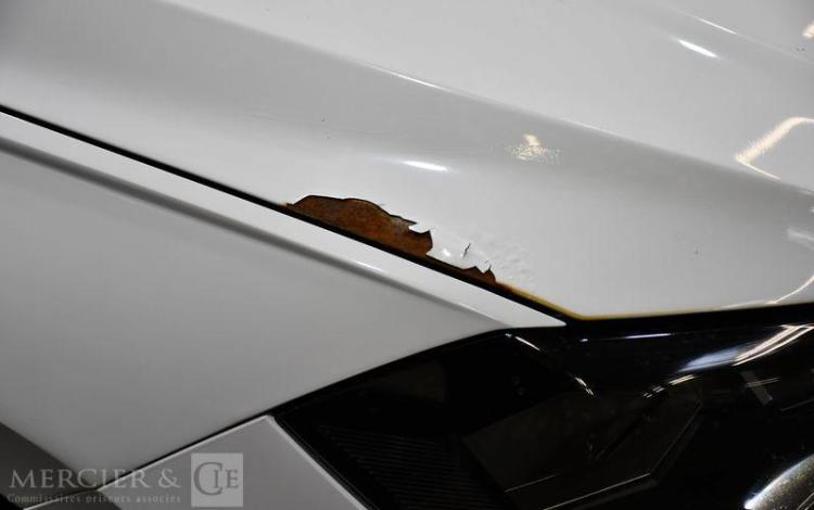 VOLKSWAGEN POLO BLANC FE-695-BZ