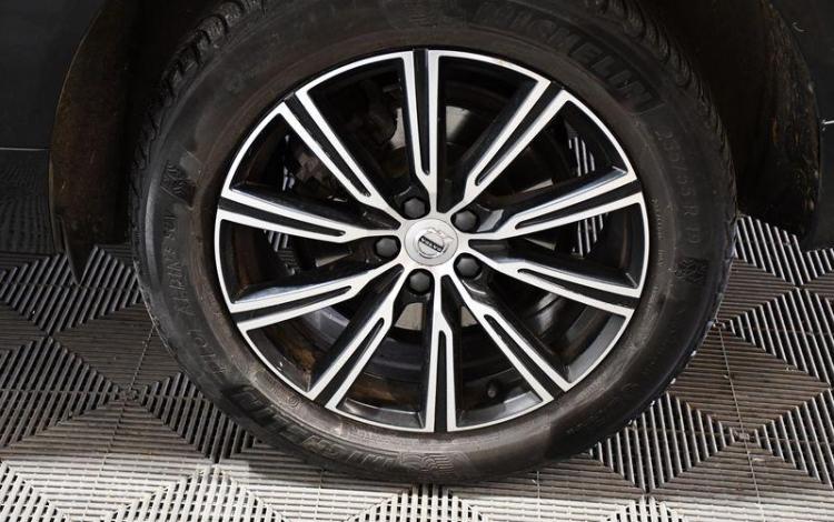 VOLVO XC60 2.0 T8 390H 300 PHEV INSCRIPTION LUXE AWD GEARTRONIC NOIR FF-144-HR