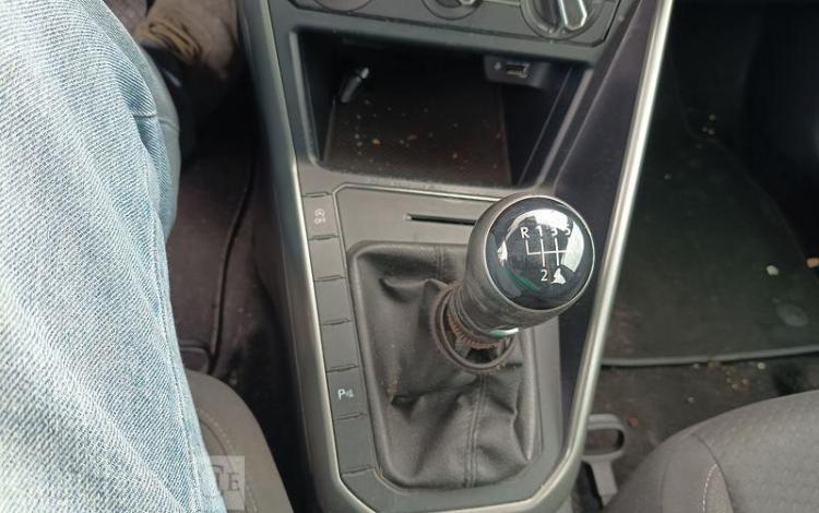 VOLKSWAGEN POLO 1,6 TDI 95 NOIR FF-873-AL