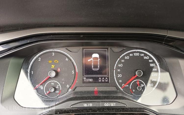 VOLKSWAGEN POLO 1,6 TDI 95 NOIR FF-873-AL