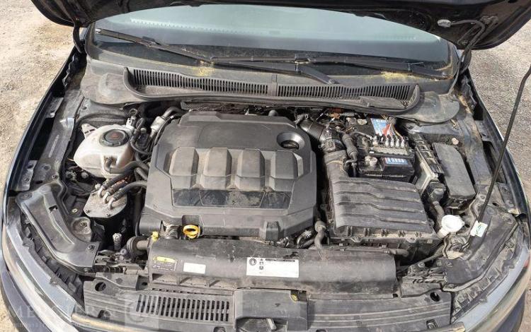 VOLKSWAGEN POLO 1,6 TDI 95 NOIR FF-873-AL