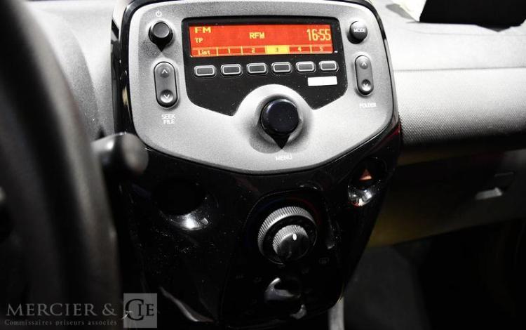 CITROEN C1 ROUGE FG-102-MV